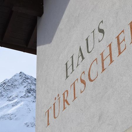 Fruehstueckspension Tuertscher Galtür Esterno foto