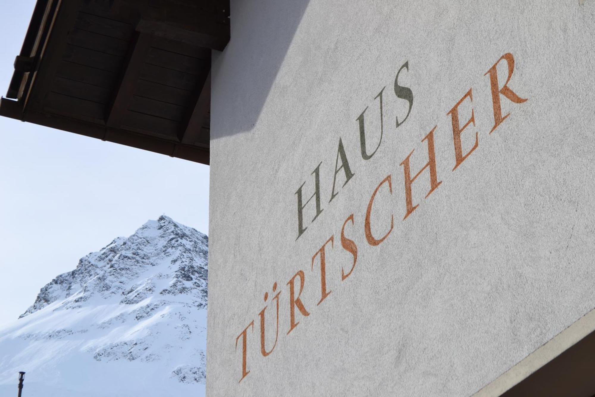 Fruehstueckspension Tuertscher Galtür Esterno foto